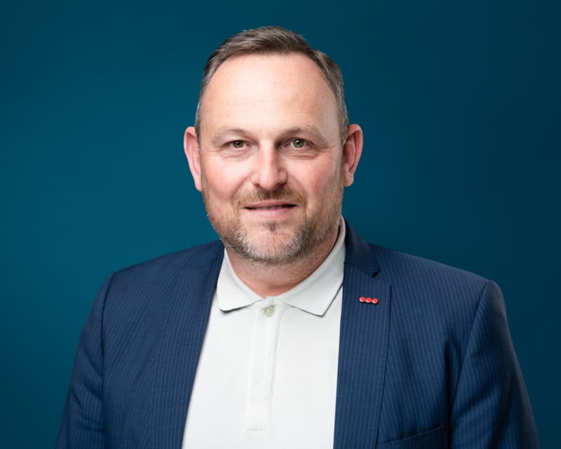 Morten Jørgensen 4x5 - high res.jpg